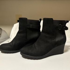 Ugg wedge boots